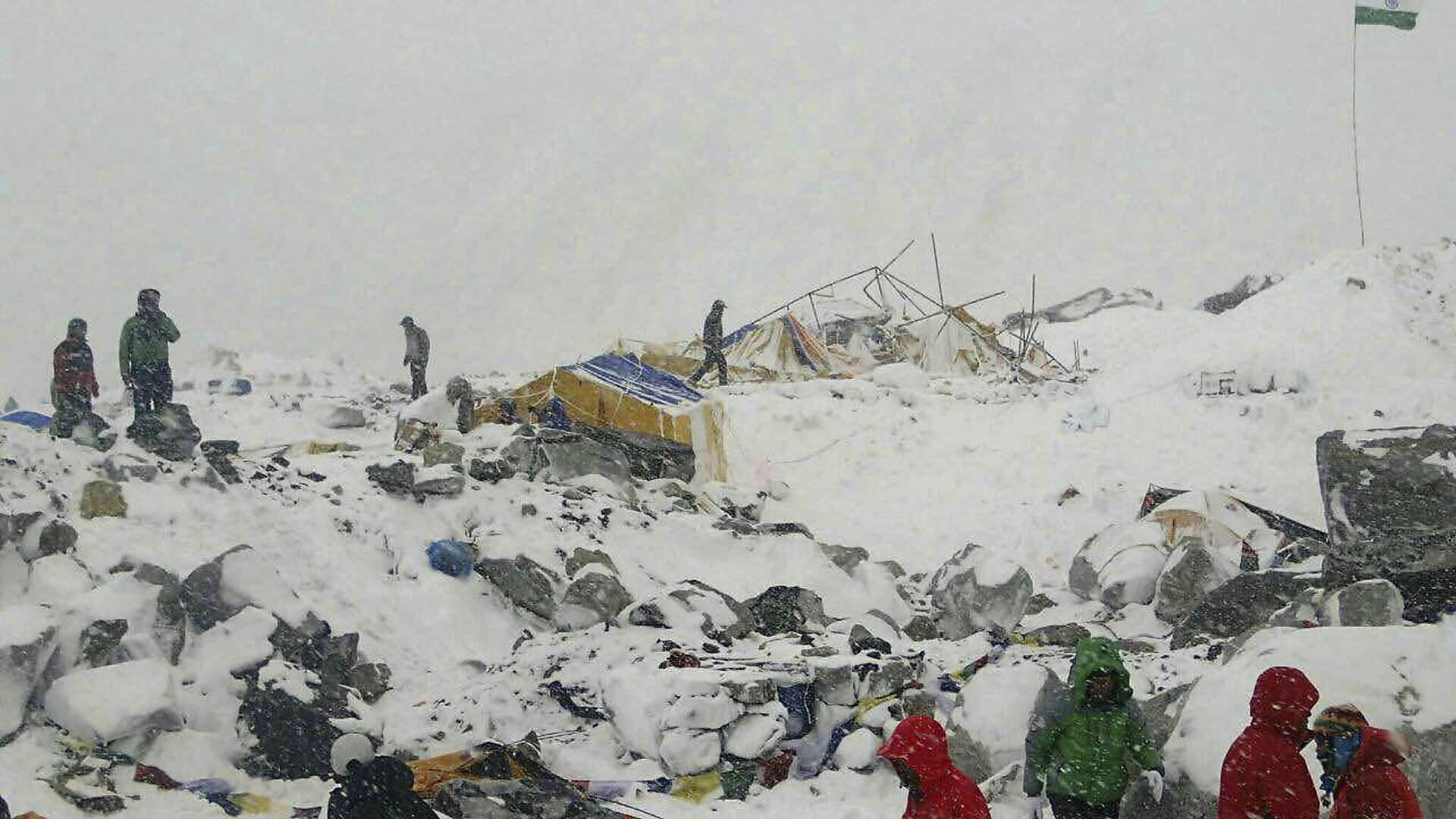 Google executive dies in Everest avalanche triggered by Nepal quake