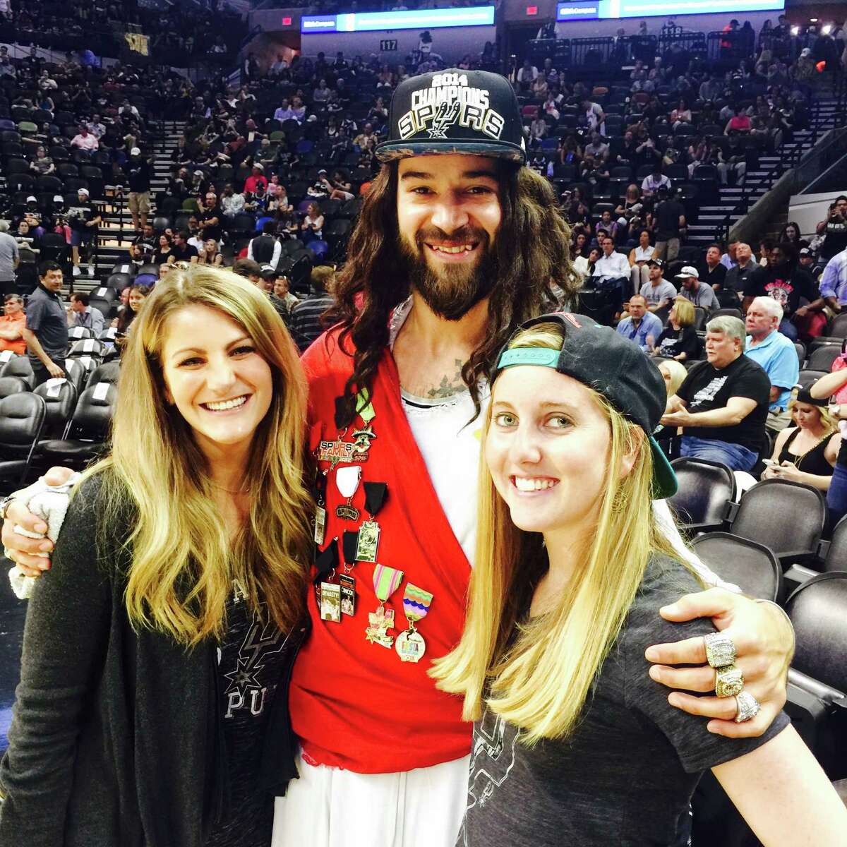 Spurs Jesus comforted the woes of Spurs fans during the wrenching loss of game 4 to the Clippers.