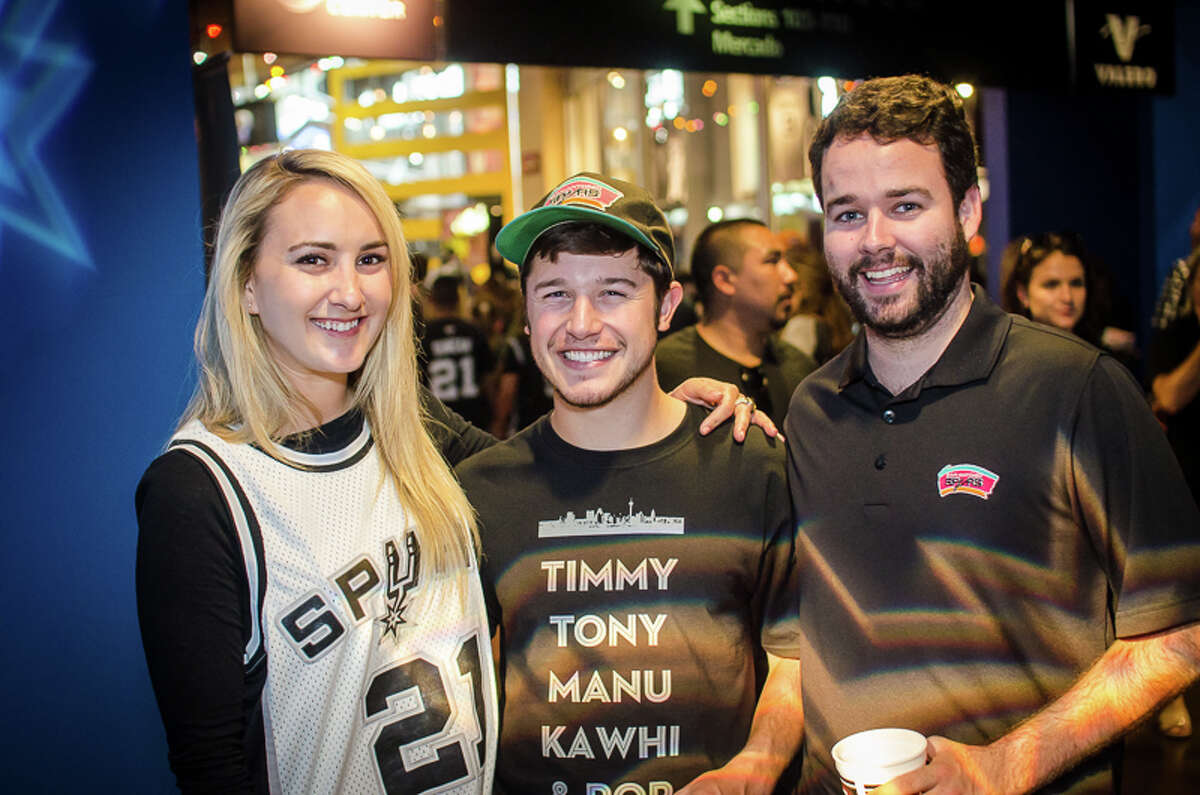 It was a crushing loss, but fans still packed the AT&T Center to cheer on their beloved Spurs.
