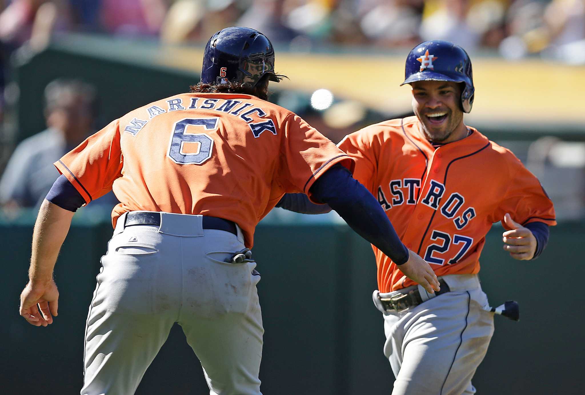 Astros Rally In Ninth To Sweep A S