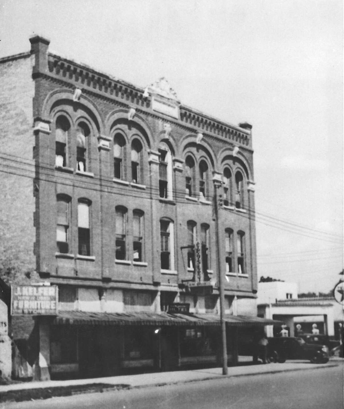 Fairmount Hotel move captivated city for six days