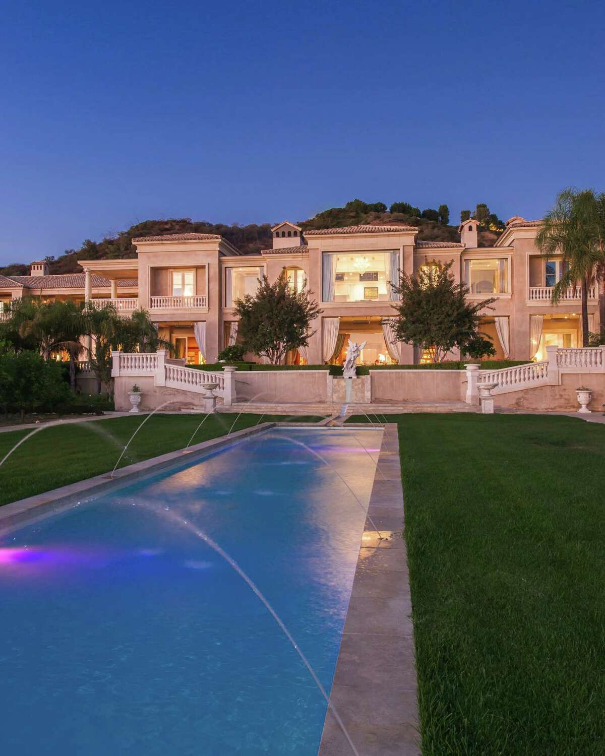 The 53,000-square-foot ‘Palazzo di Amore’ estate in southern California has 12 bedrooms and 23 bathrooms. It was listed at $195 million in 2014.