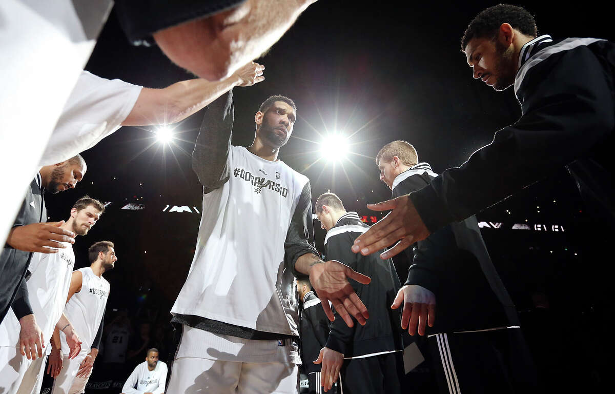 San Antonio Spurs’ Tim Duncan is introduced before Game 6 of the first round of the Western Conference playoffs against the Los Angeles Clippers Thursday April 30, 2015 at the AT&T Center.