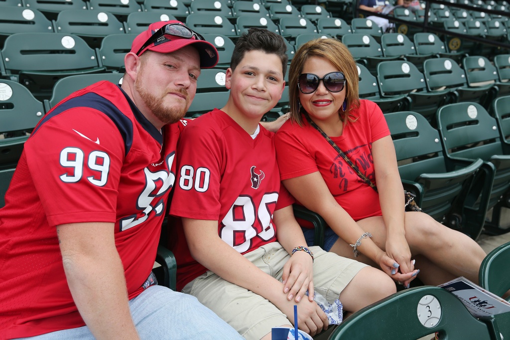 Tickets in high demand, J.J. Watt moves charity softball game to Minute  Maid Park