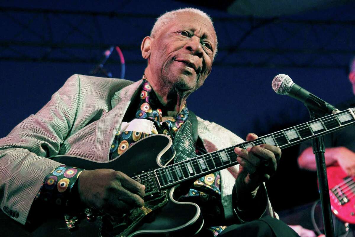 FILE - In this file photo taken Aug. 22, 2012, B.B. King performs at the 32nd annual B.B. King Homecoming, a concert on the grounds of an old cotton gin where he worked as a teenager in Indianola, Miss. The Blues legend King is telling fans heÂ?’s in hospice care at home in Las Vegas. The 89-year-old musician posted thanks to fans on his official website Friday, May 1, 2015, for well-wishes and prayers. (AP Photo/Rogelio V. Solis, File)