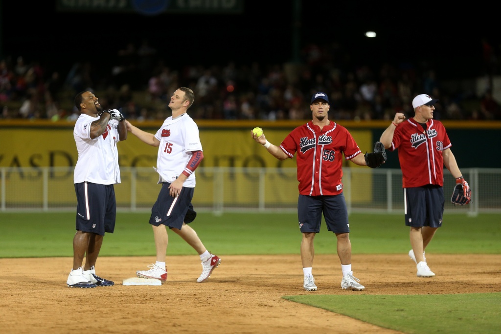 Tickets in high demand, J.J. Watt moves charity softball game to Minute  Maid Park