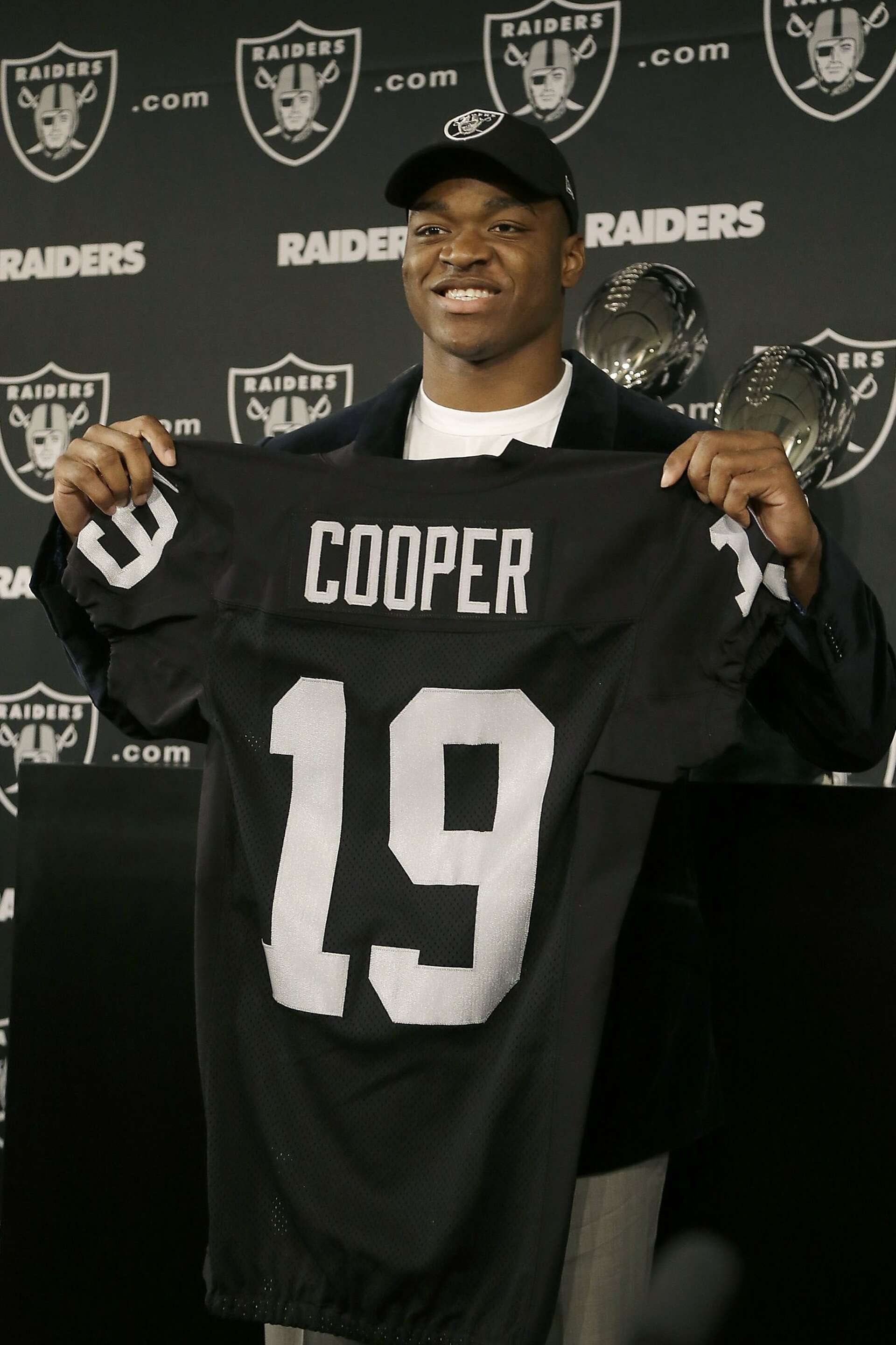 Raiders top pick Cooper is all business all the time