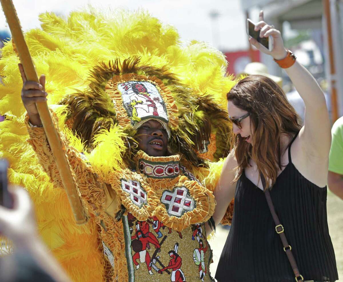 mardi gras festival algiers