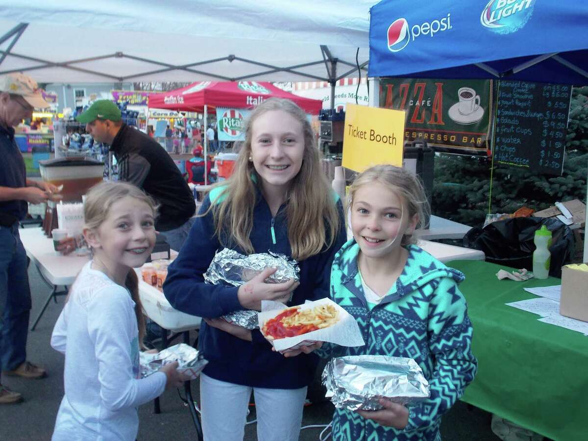 The Ridgefield Gone Country BBQ Festival returned to town on May 2 and May 3, 2015. Were you SEEN?