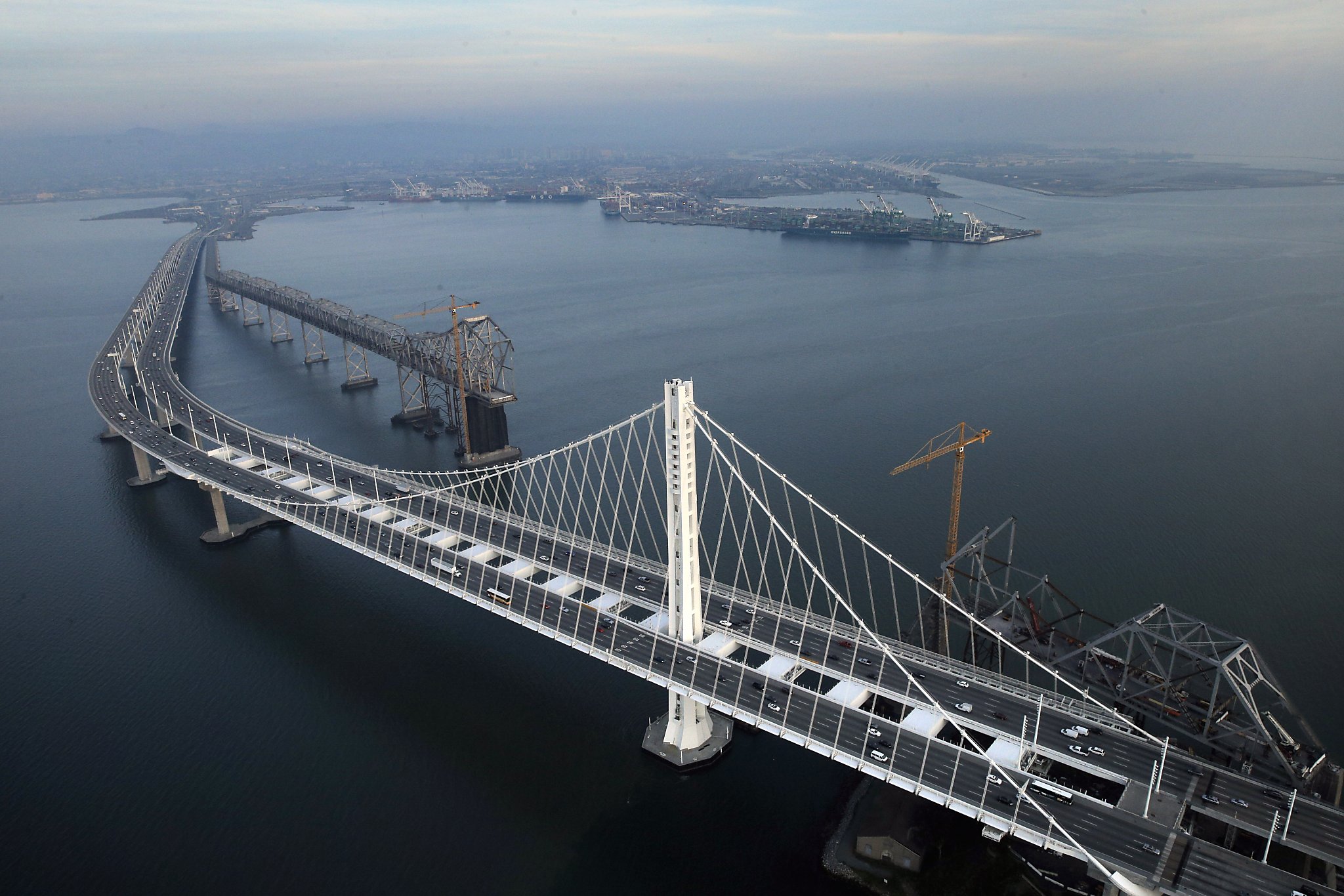 Discreet intelligence Stare Plague of problems puts Bay Bridge seismic safety in question
