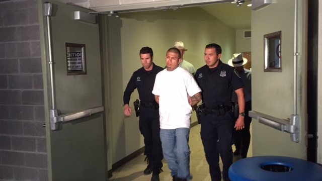 Murder suspect arrested in San Antonio while getting haircut