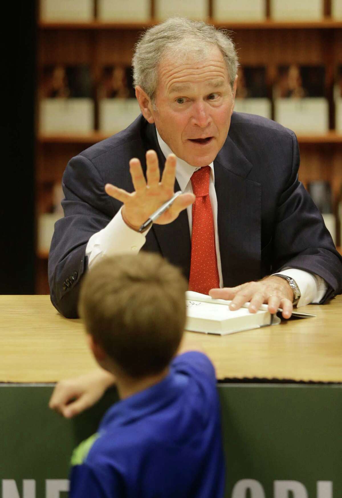 Houston Fans Turn Out For George W Bush Book Signing 7984