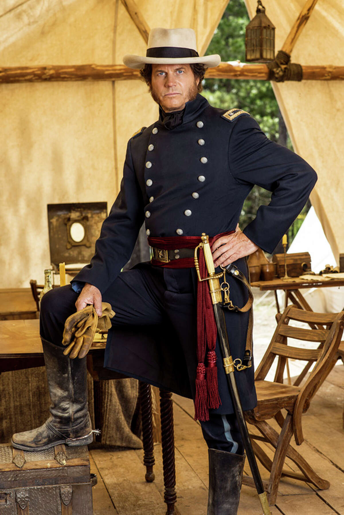 Bill Paxton as Sam Houston.