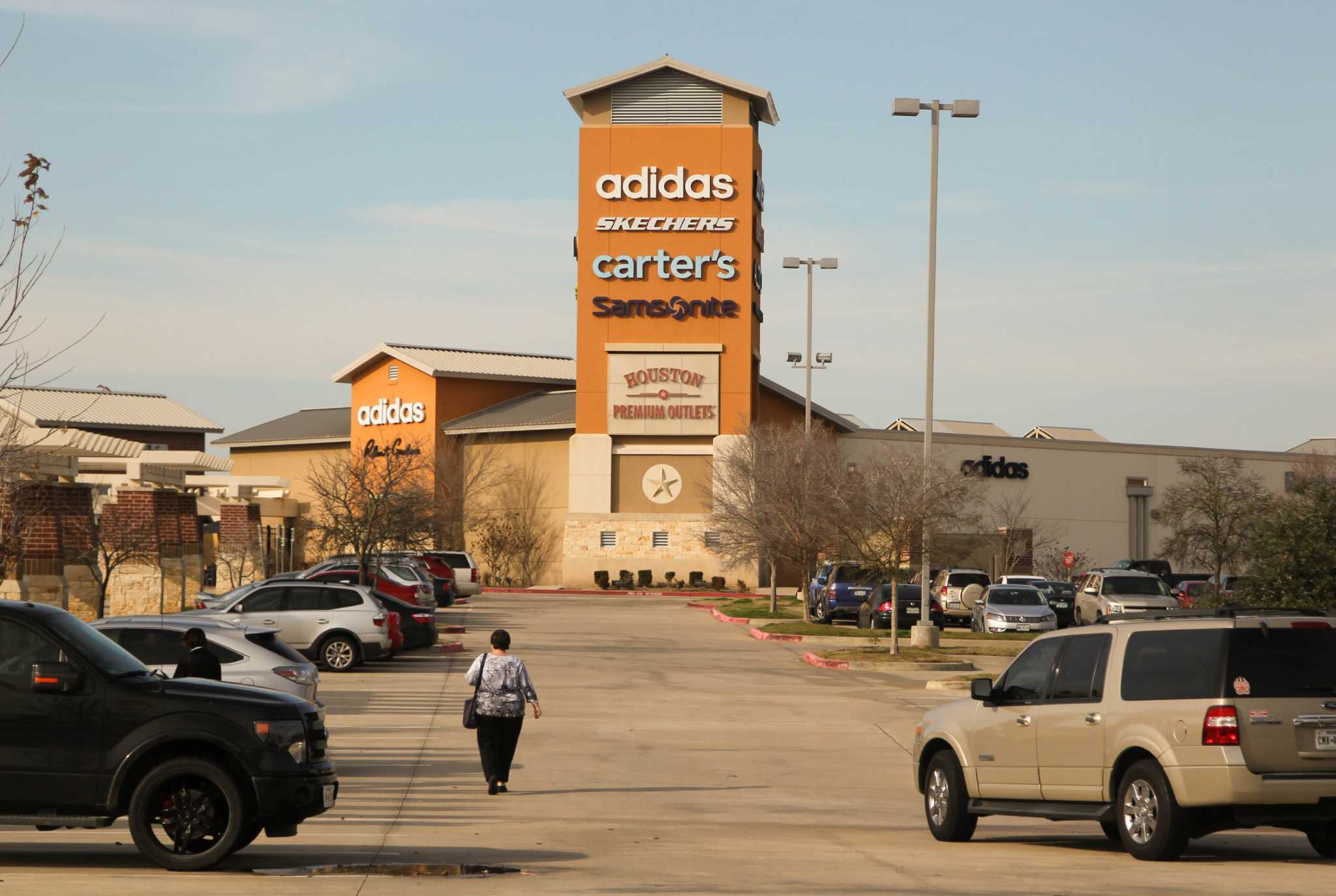 Ralph Lauren, Old Navy to open at Houston Premium Outlets