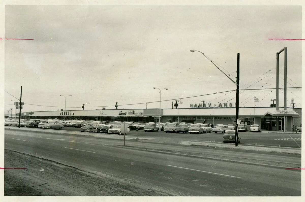 Before HEB, San Antonio shopped Handy Andy
