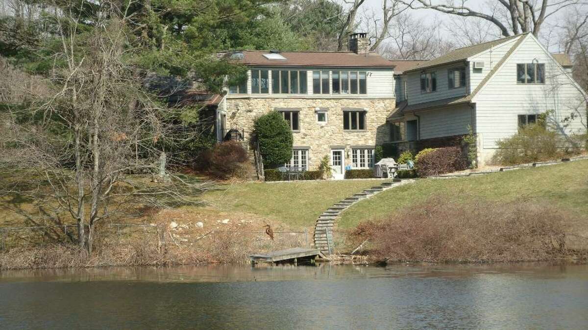 Peters' stone homes combine style, efficiency