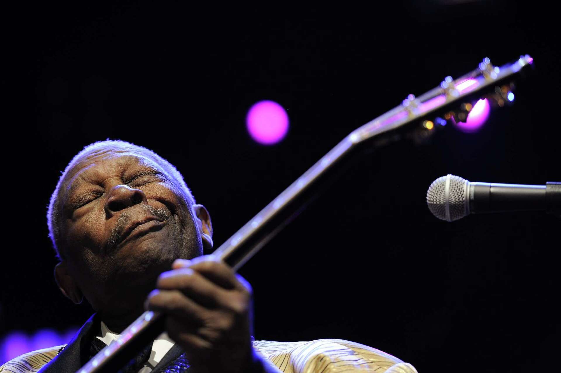 B.B. King, 'King of the Blues,' dies at 89