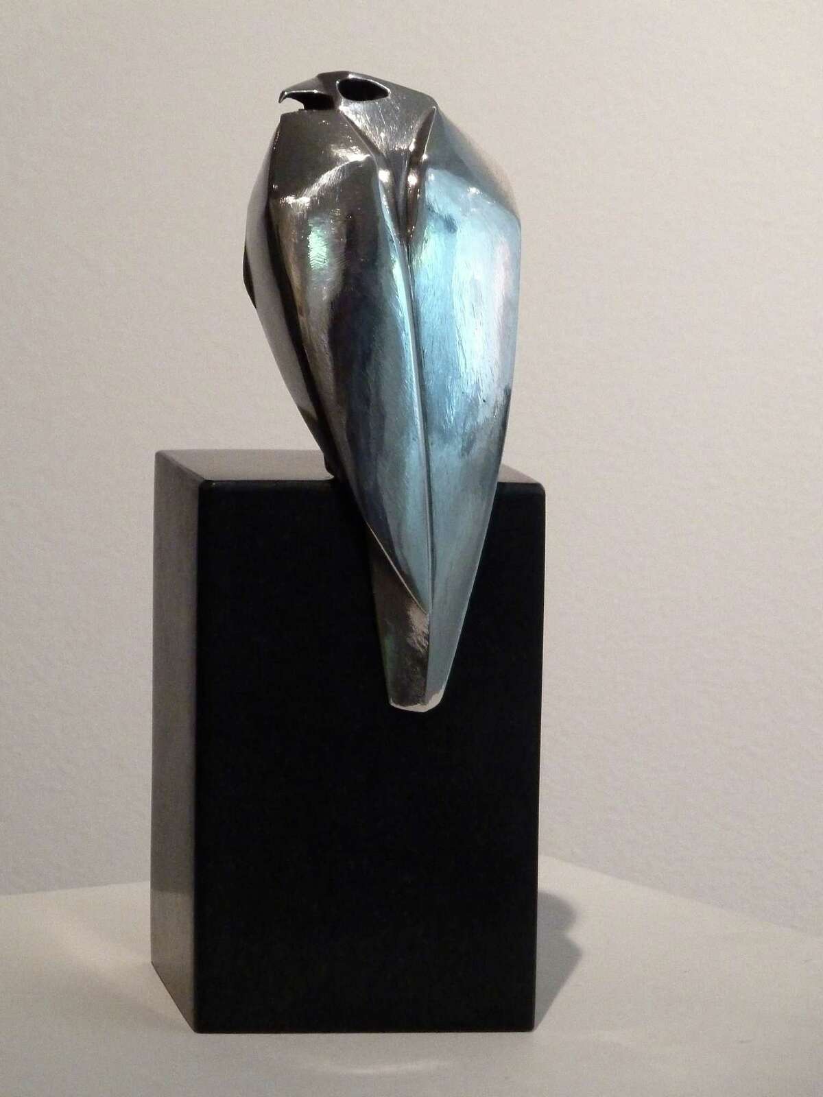 Hawk, in cast silver from 2006﻿. Steffy often worked with natural materials. ﻿