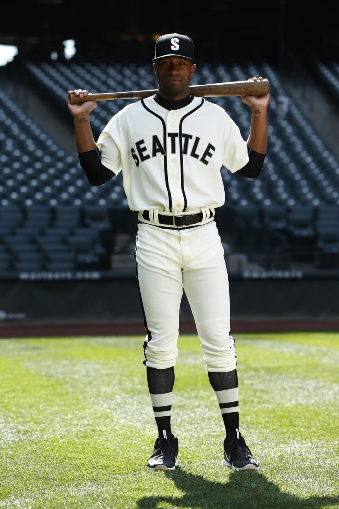 Mariners New Spring Training Uniform — UNISWAG