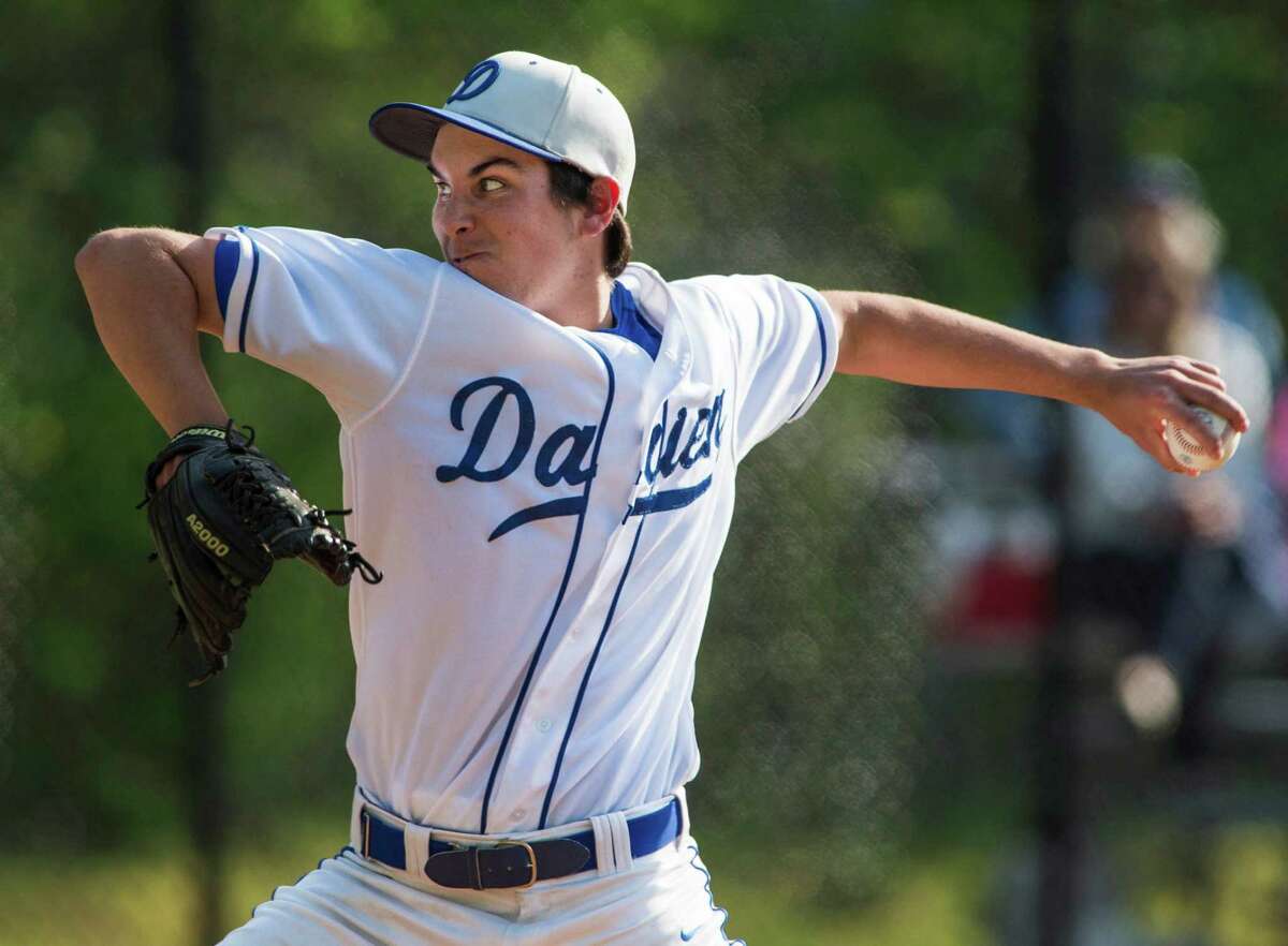 Staples hands Darien first FCIAC baseball loss