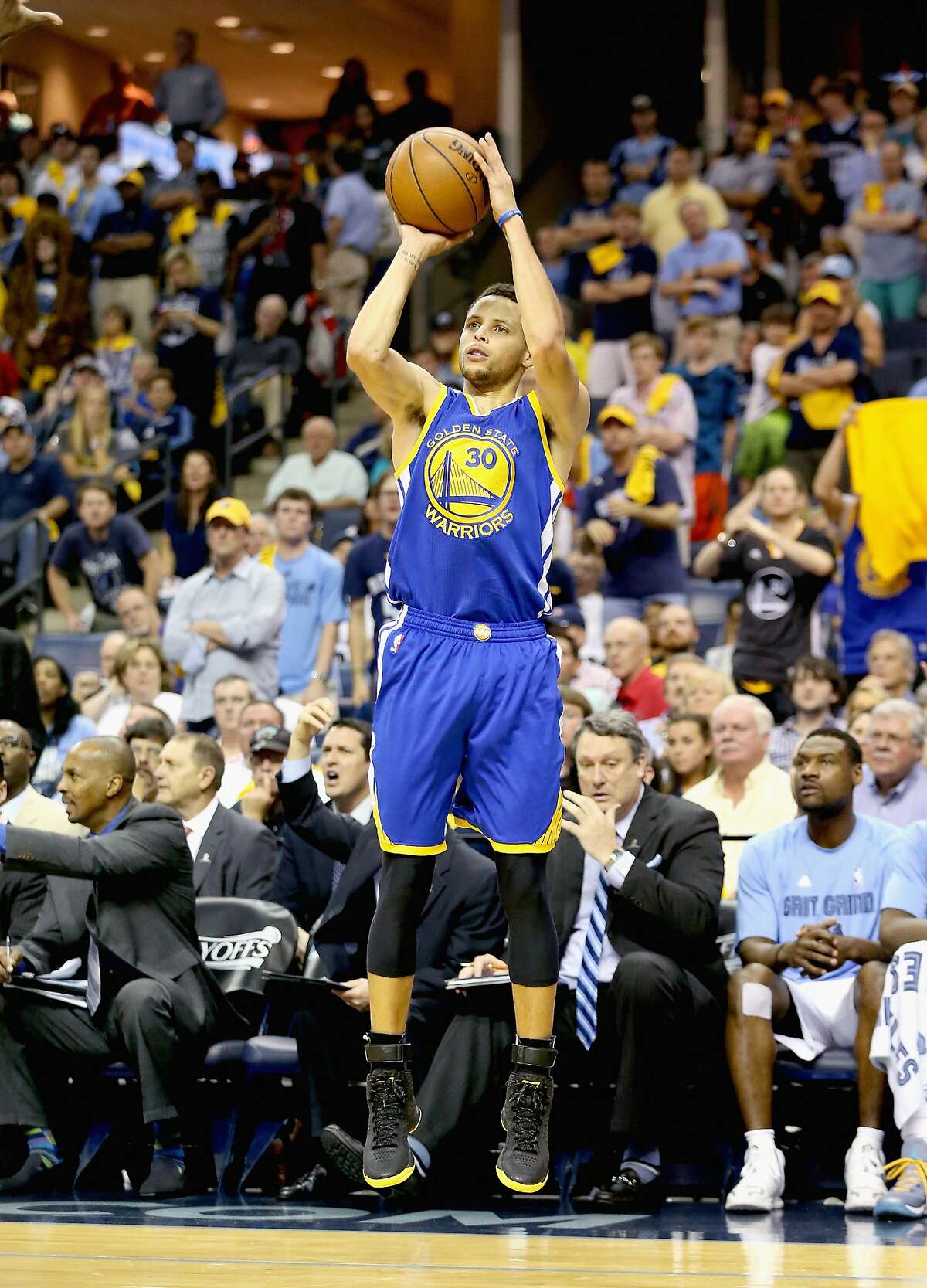 MEMPHIS, TN - MAY 15: Stephen Curry #30 of the Golden State Warriors shoots the ball against the Memphis Grizzlies during Game six of the Western Conference Semifinals of the 2015 NBA Playoffs at FedExForum on May 15, 2015 in Memphis, Tennessee. NOTE TO USER: User expressly acknowledges and agrees that, by downloading and or using this photograph, User is consenting to the terms and conditions of the Getty Images License Agreement (Photo by Andy Lyons/Getty Images)
