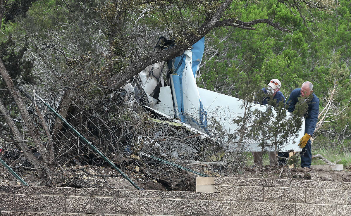 Four die in plane crash near Spring Branch