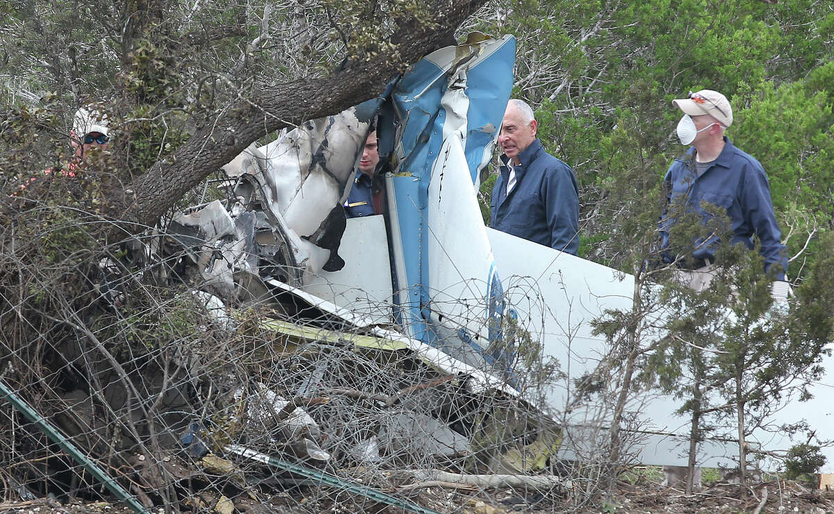 Four die in plane crash near Spring Branch