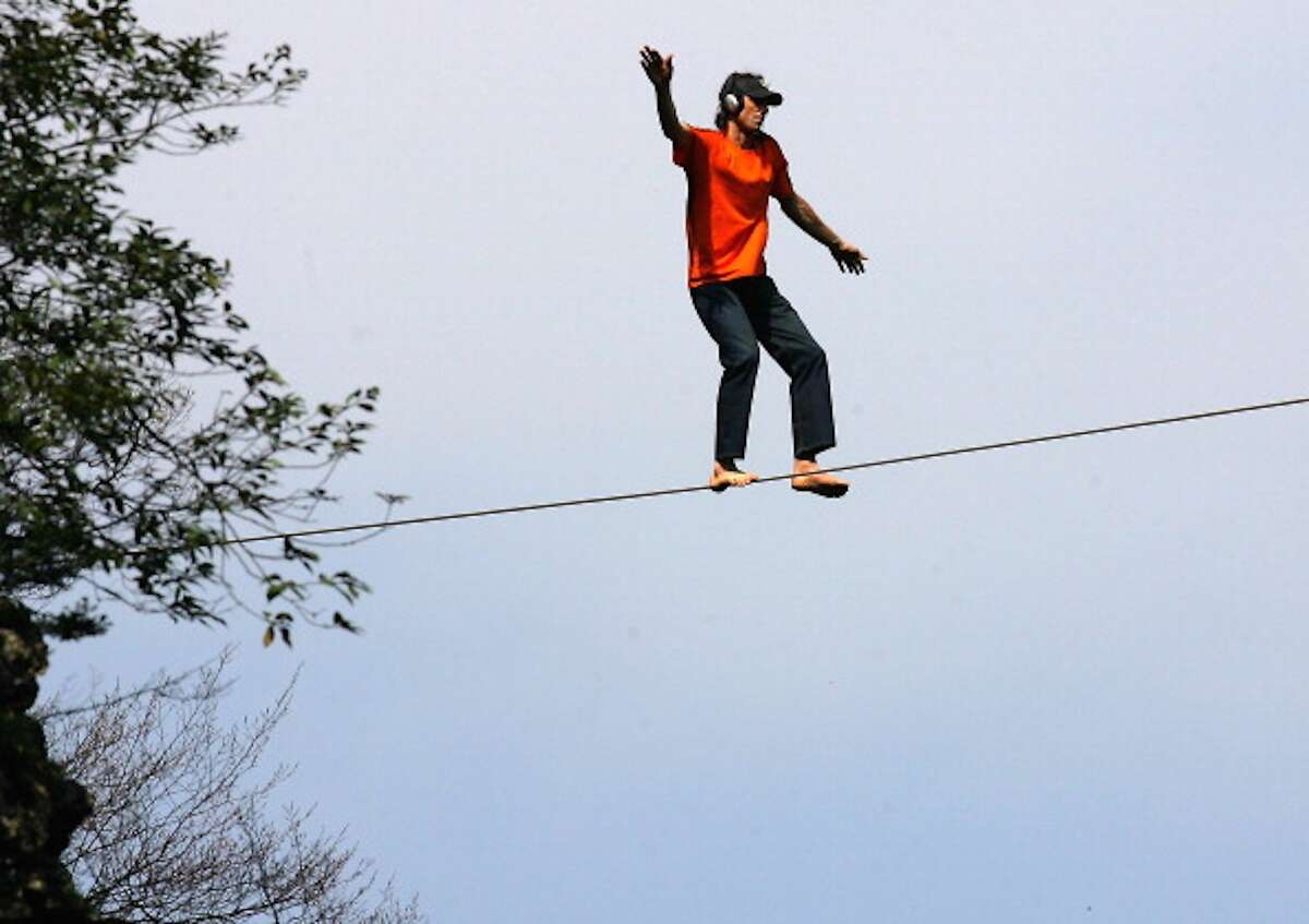 Extreme athlete Dean Potter, fellow climber die in Yosemite jump