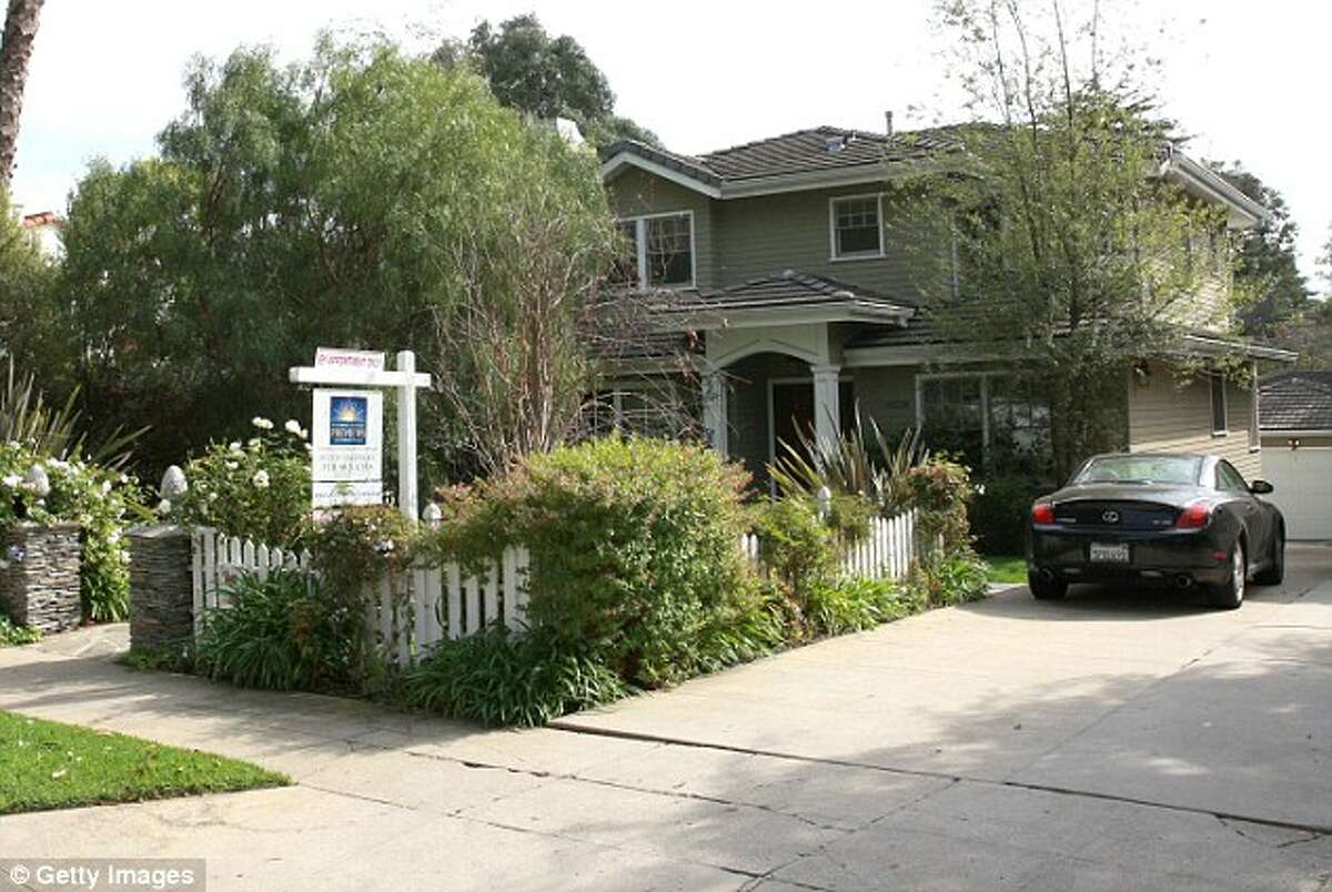 "Modern Family" | Los Angeles, California | Estimated value: $2.8 million