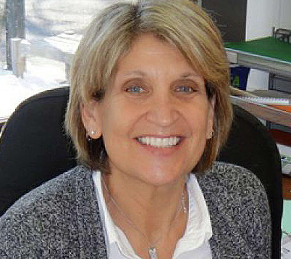 Greenwich 'leaks' finalist ID for Staples principal job