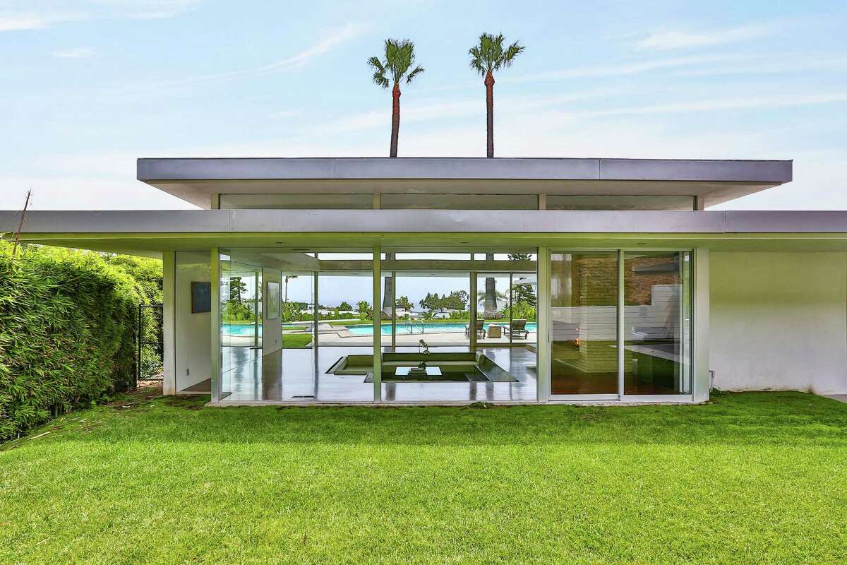 Howard Hughes' Beverly Hills home up for sale