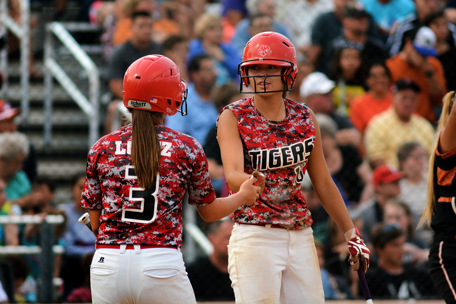 Katy bats come alive in Game 2 to beat Alvin, even series at 11