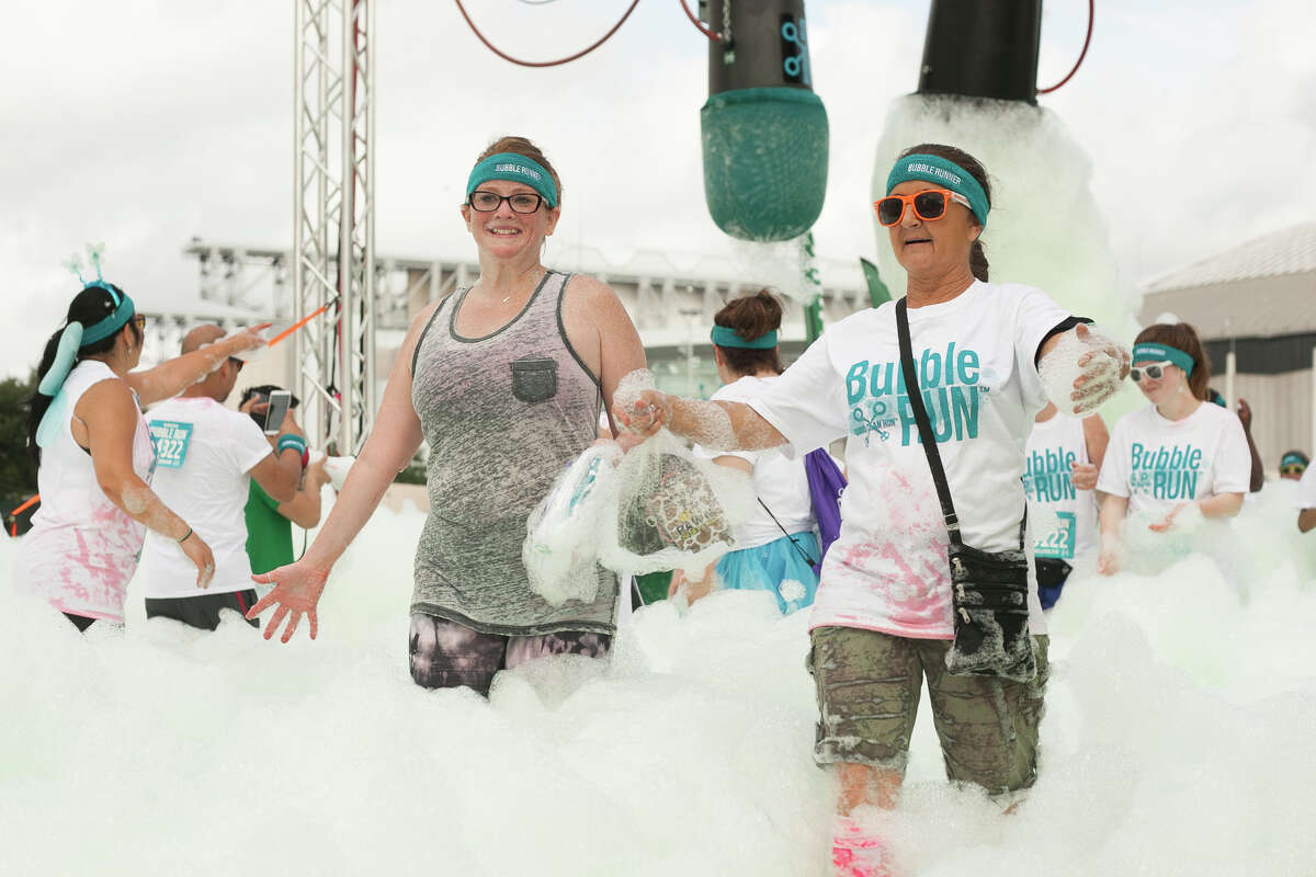 The Bubble Run 5K cooled off local runners