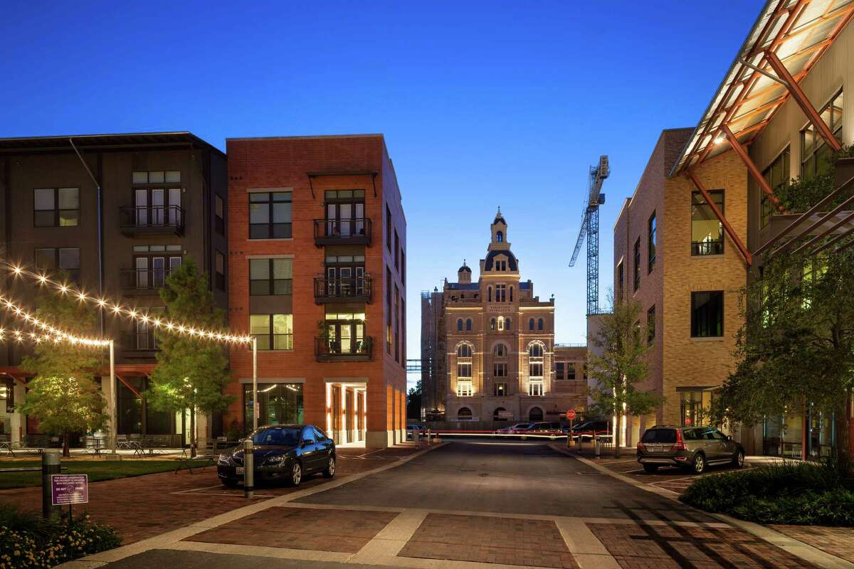 San Antonio's sneaky ascent