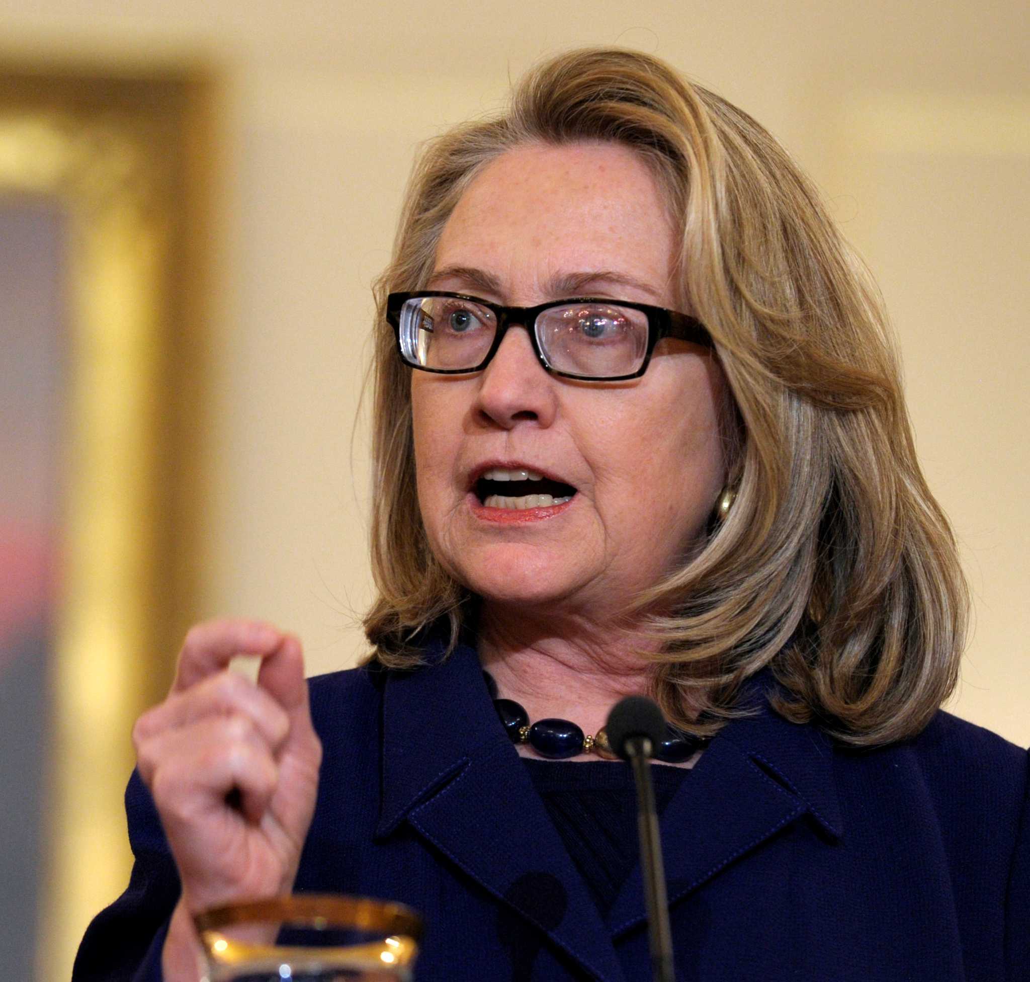 court-orders-state-department-to-release-clinton-emails-monthly