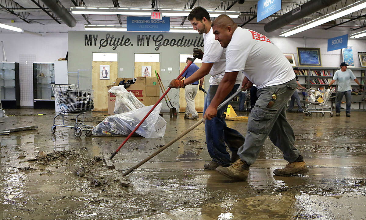 Flooding death toll rises