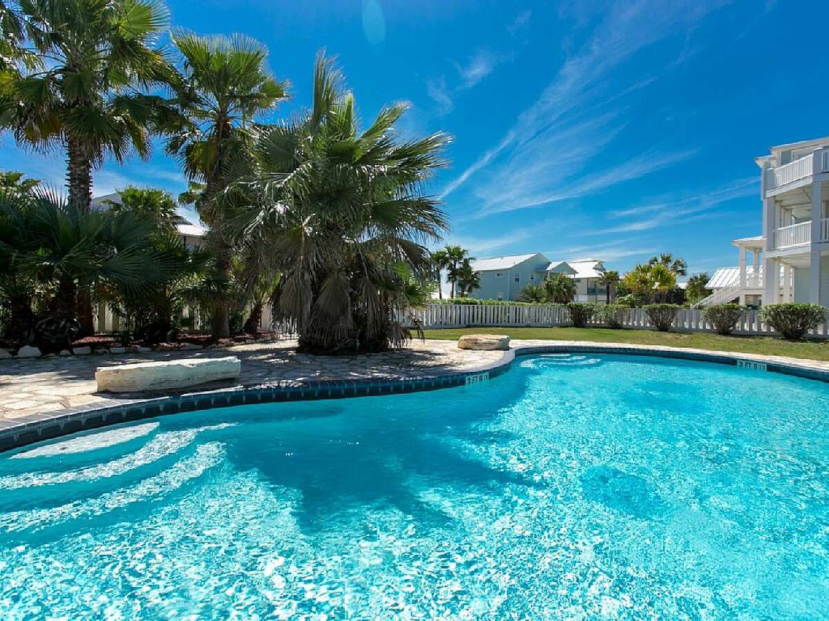 15 beach homes you can vacation in this summer