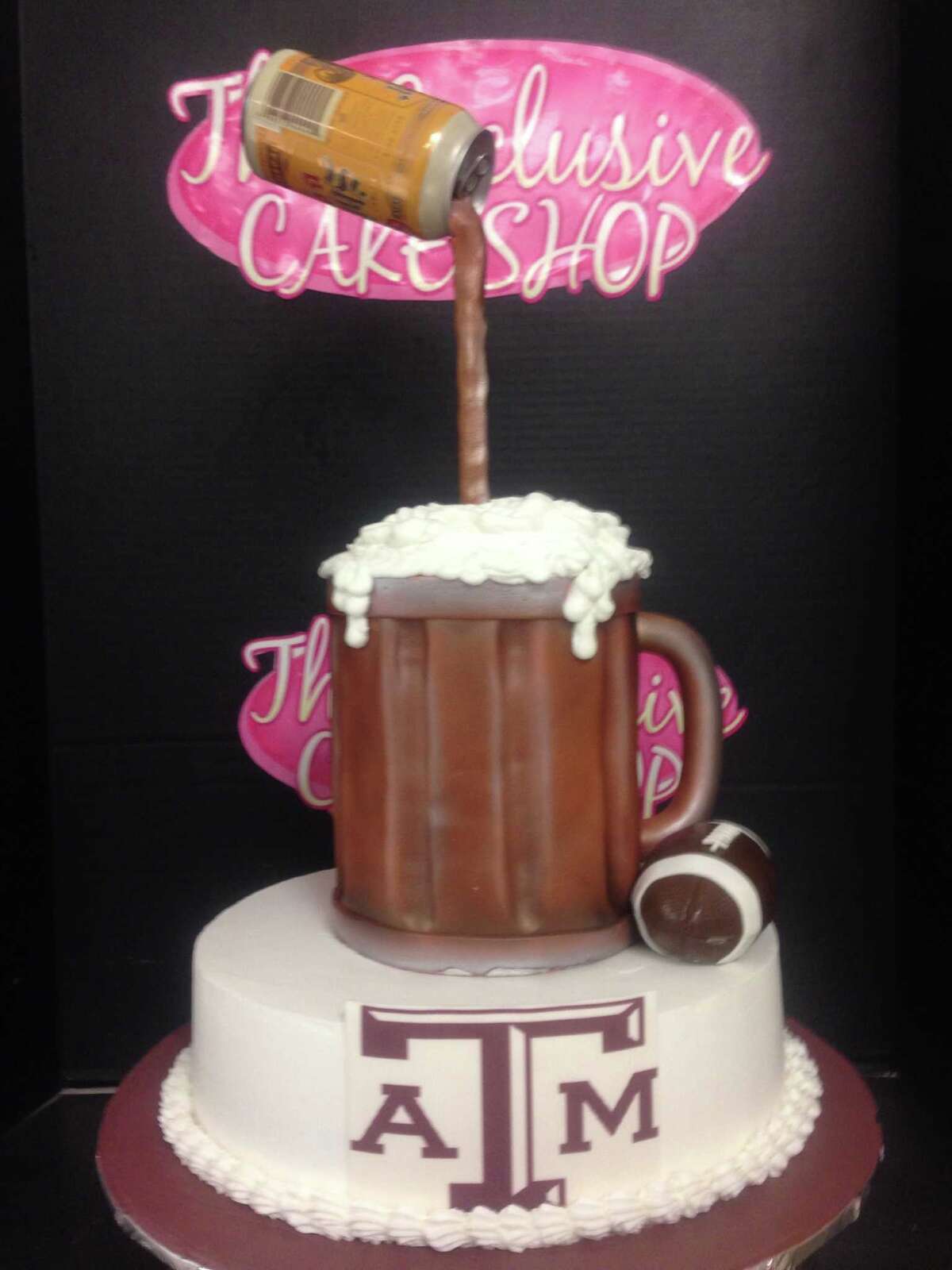 San Antonio cake shop whips up a Whataburger cake, other Texas-inspired