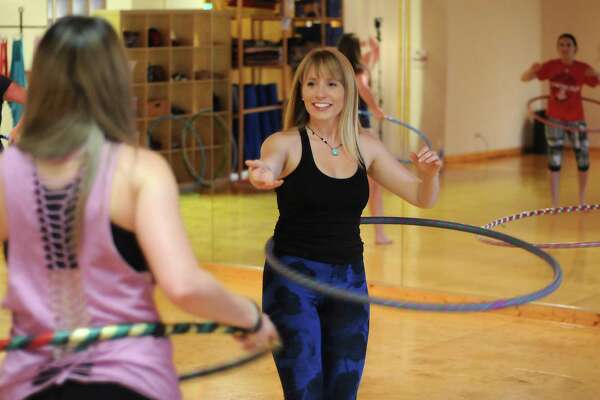 hula hoop classes