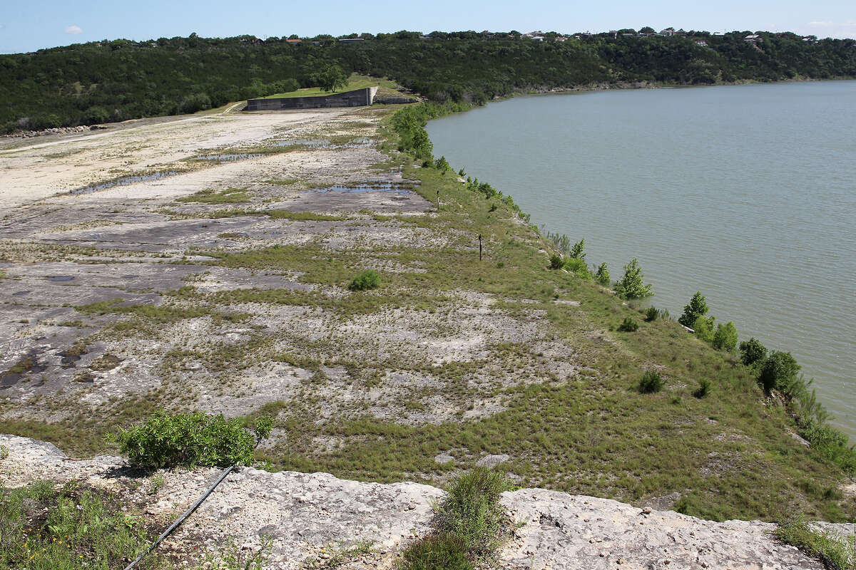 Body of 65yearold found floating in Canyon Lake hours before drowned