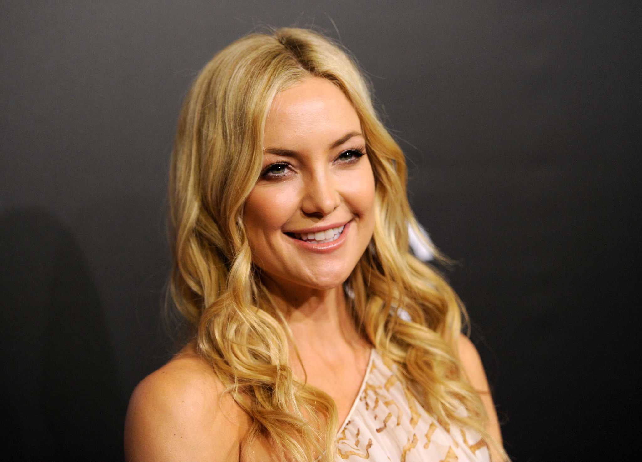 Kate Hudson's Fabletics Expands Into Footwear