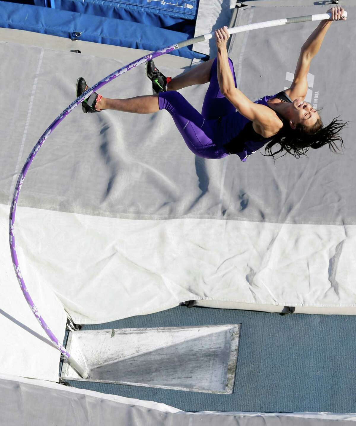 Demi Payne wins championship in NCAA women's pole vault