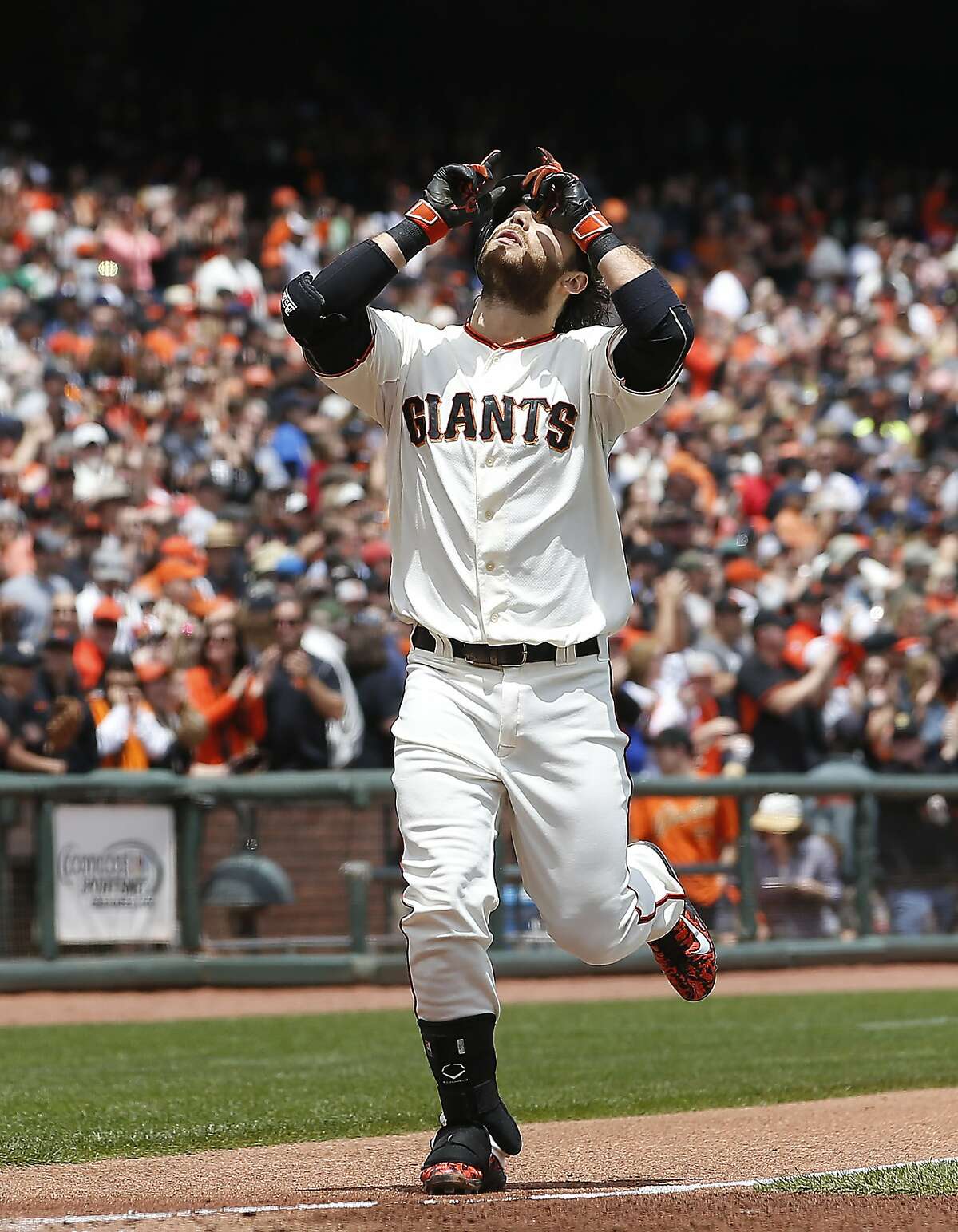 Stunning Crawford Error Leads To Giants Defeat