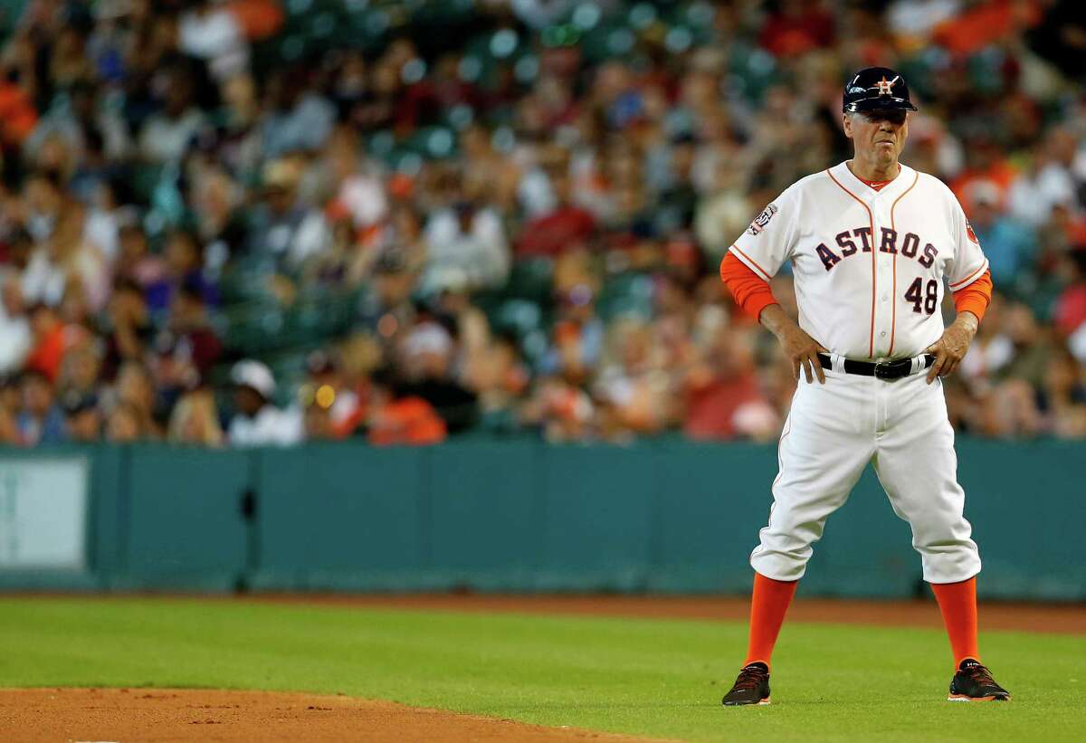 Astros first base coach Rich Dauer recovering from emergency surgery