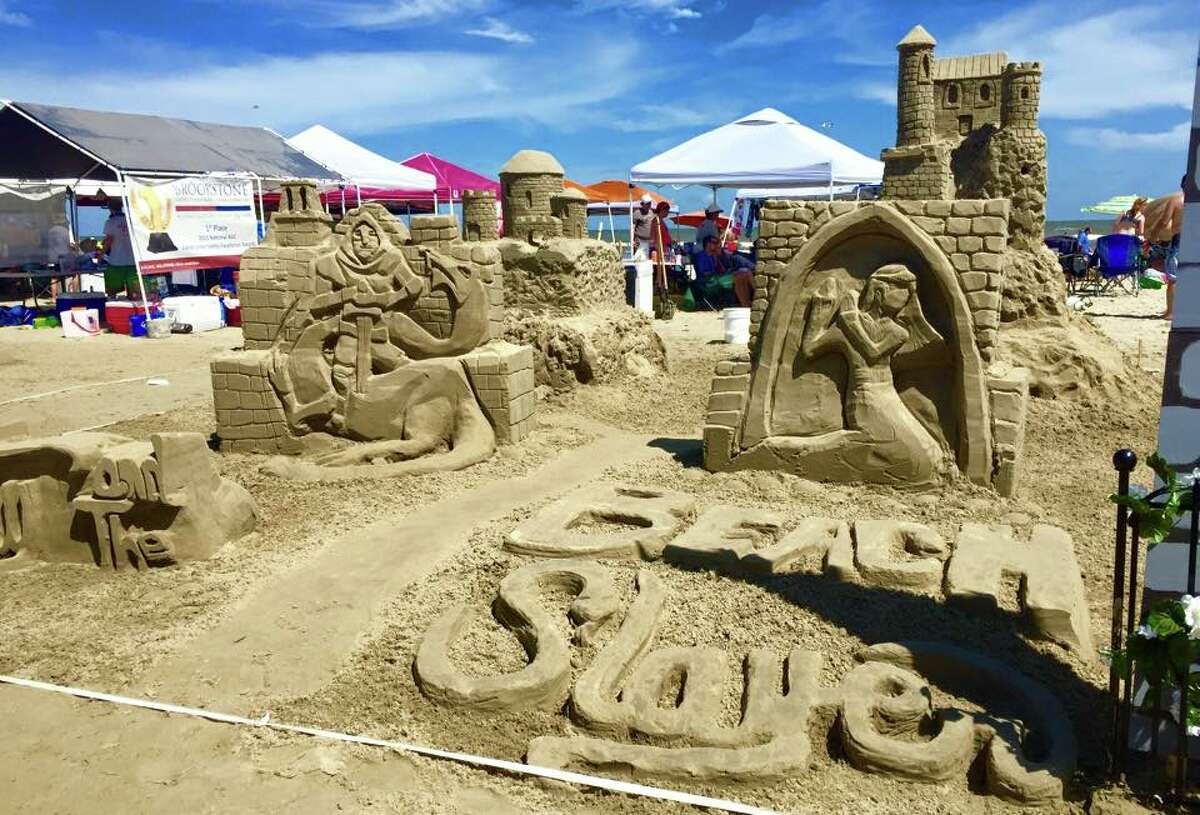 AIA Sandcastle Competition draws big crowds