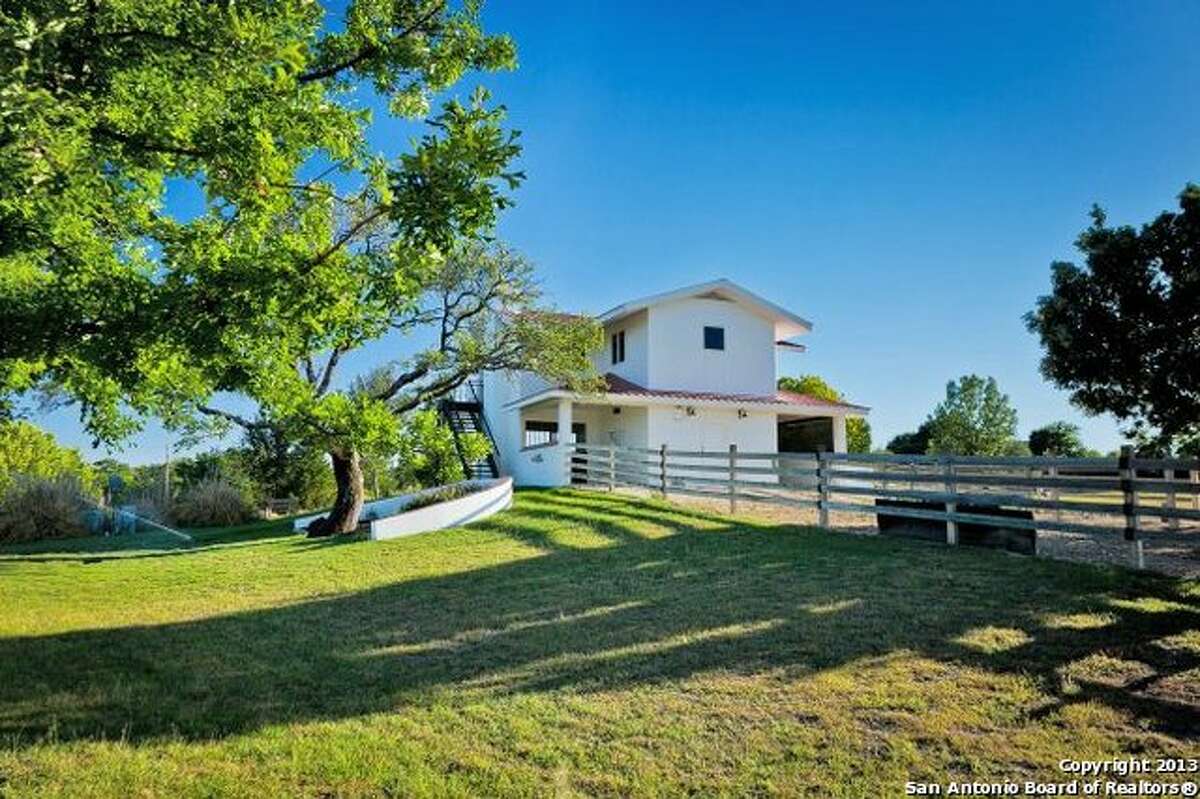 These 5 ranch homes near San Antonio will make you want to move out of