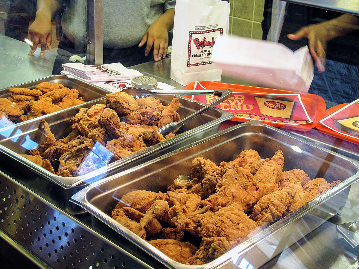 These states have the most fast food restaurants per capita