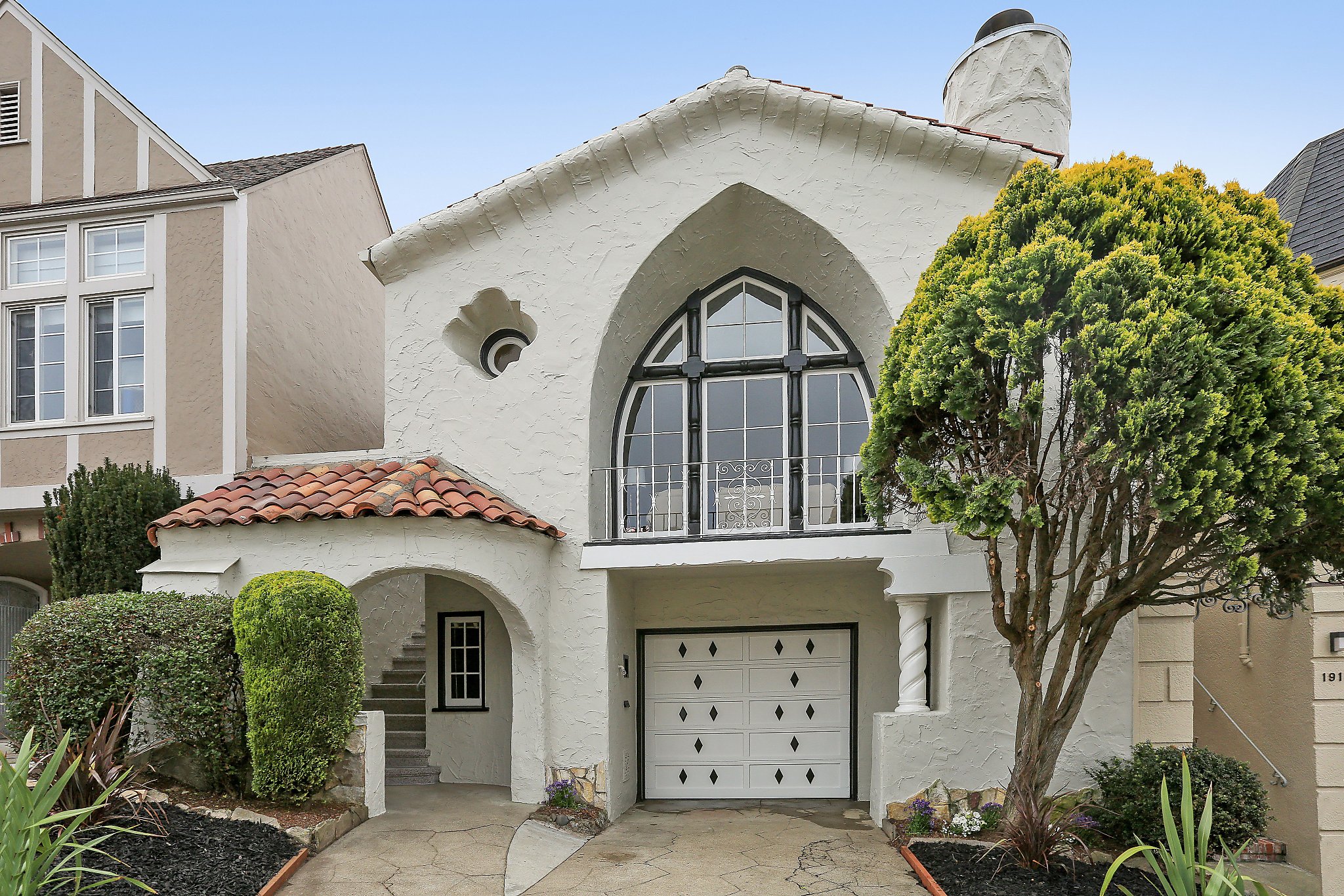 Henry Doelgerdesigned Mediterranean in Inner Parkside