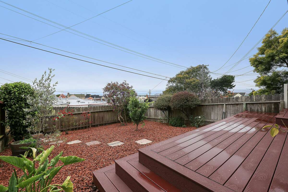 Henry Doelgerdesigned Mediterranean in Inner Parkside