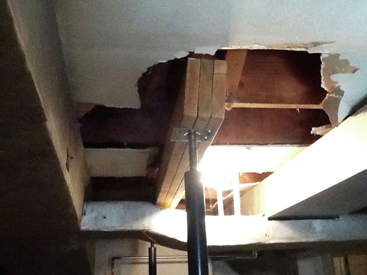 Textbook case Town cites self for book storage at Baron’s mansion